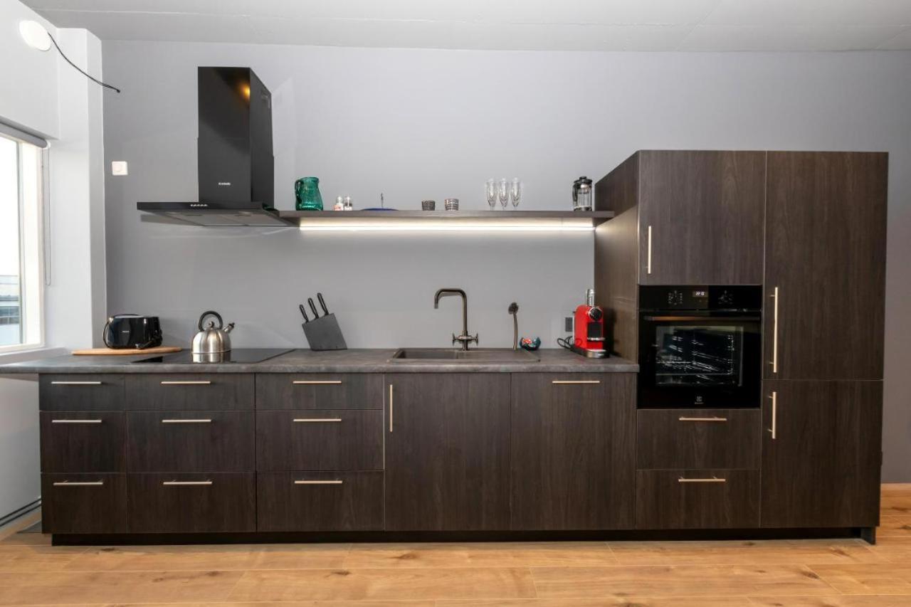 Luxury Loft Apartment Ακουρέιρι Εξωτερικό φωτογραφία